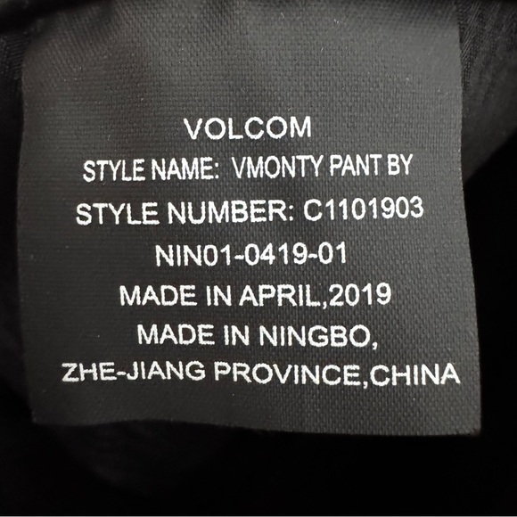 Volcom Vmonty Pant BY | Black Twill | Size 27 (14Y) | Straight Fit - Picture 8 of 9